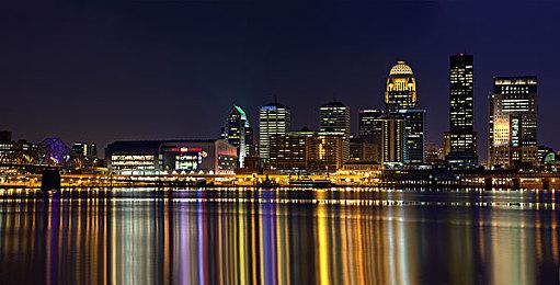 《烈火战车》服务型游戏被砍 但《地平线》网游还活着